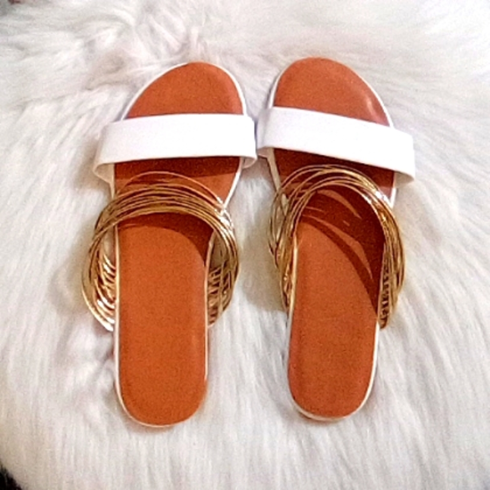 5/$13 Adorable sandals